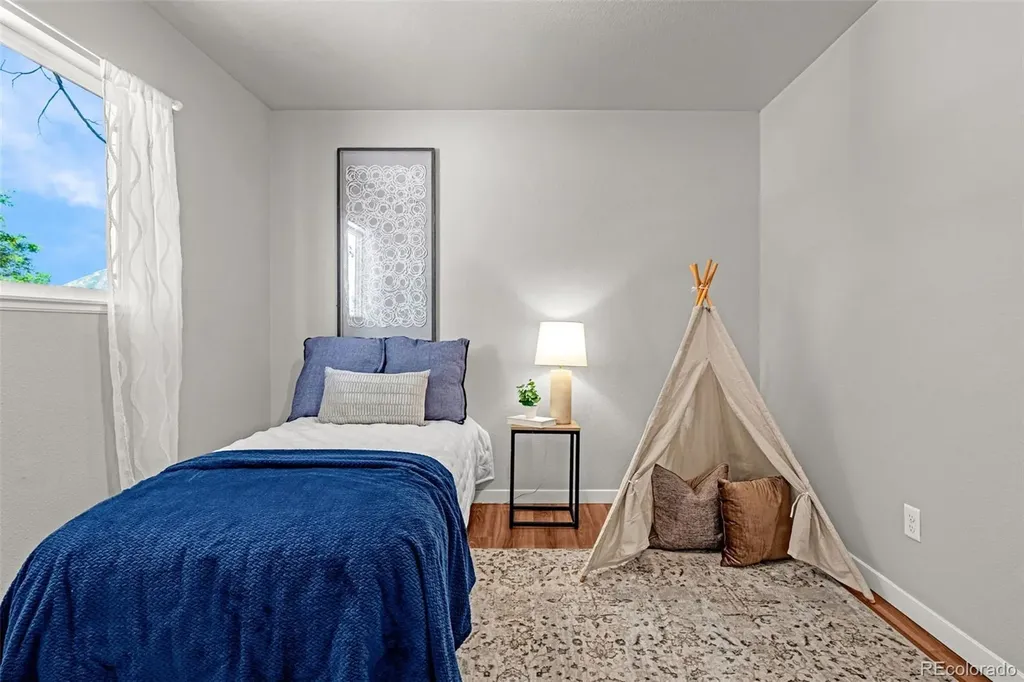 2214 Sonoma Drive Colorado Springs CO 80910