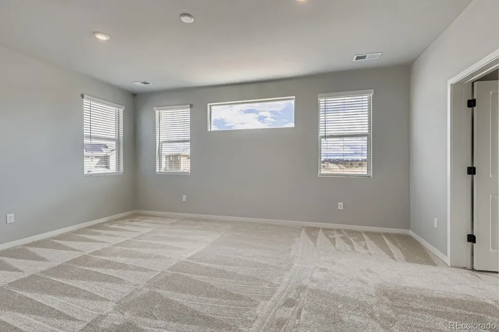 46515 Sunrise Court Bennett CO 80102