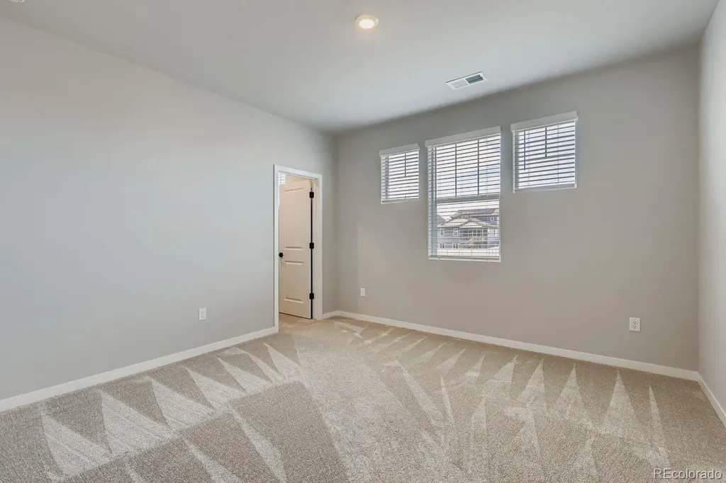 46515 Sunrise Court Bennett CO 80102