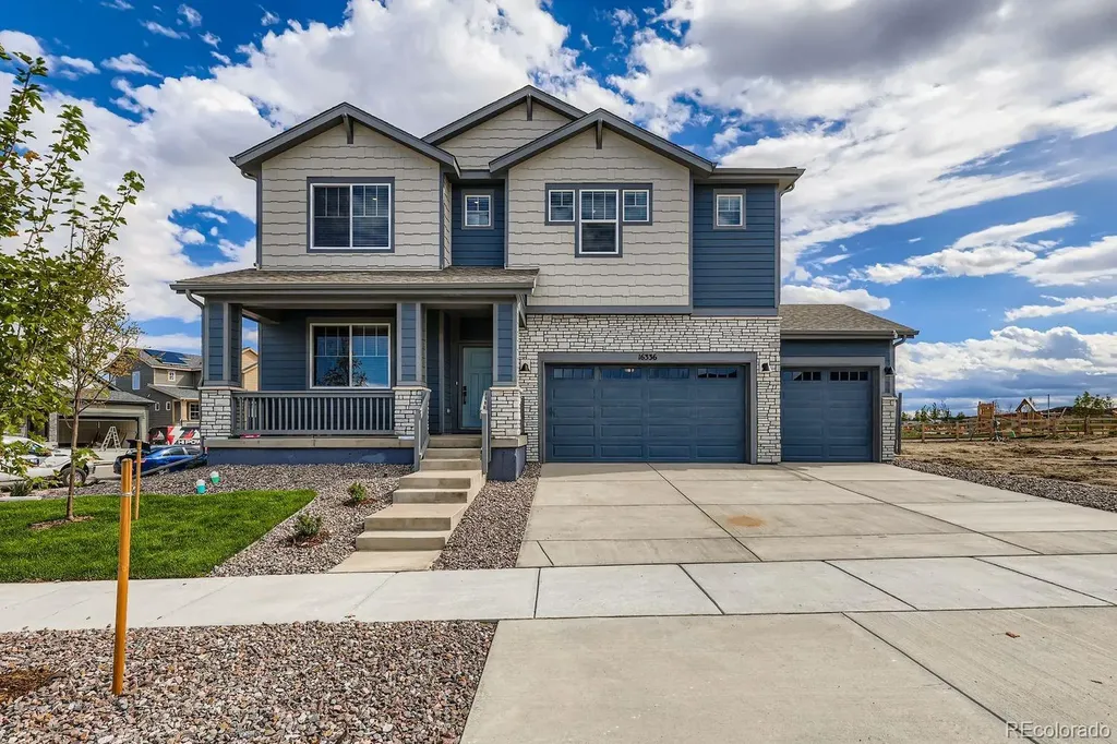 46515 Sunrise Court Bennett CO 80102