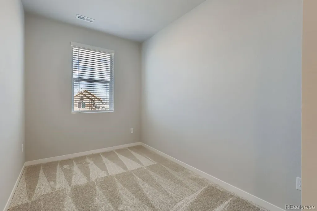 46515 Sunrise Court Bennett CO 80102