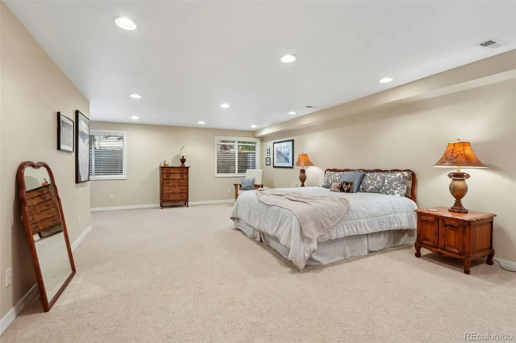 7154 Burgundy Drive Niwot CO 80503