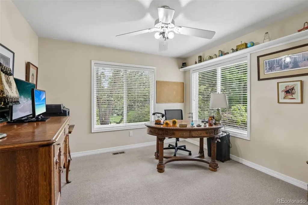 7154 Burgundy Drive Niwot CO 80503