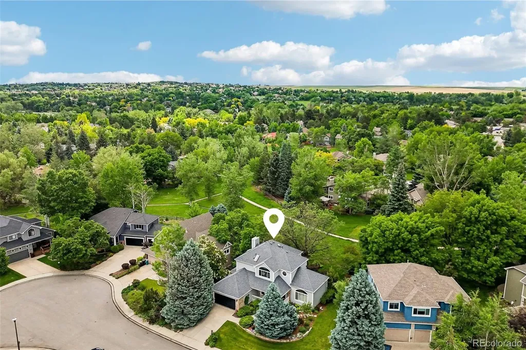 7154 Burgundy Drive Niwot CO 80503