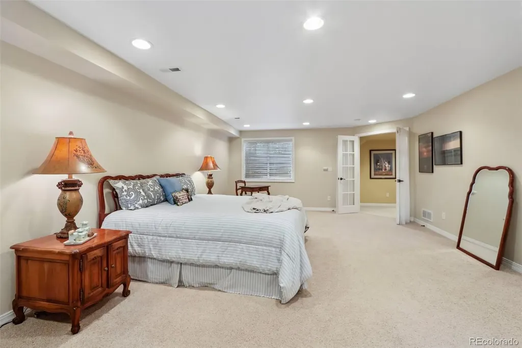 7154 Burgundy Drive Niwot CO 80503