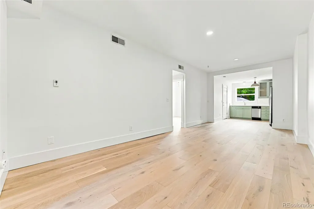 2554 W 32nd Avenue Denver CO 80211