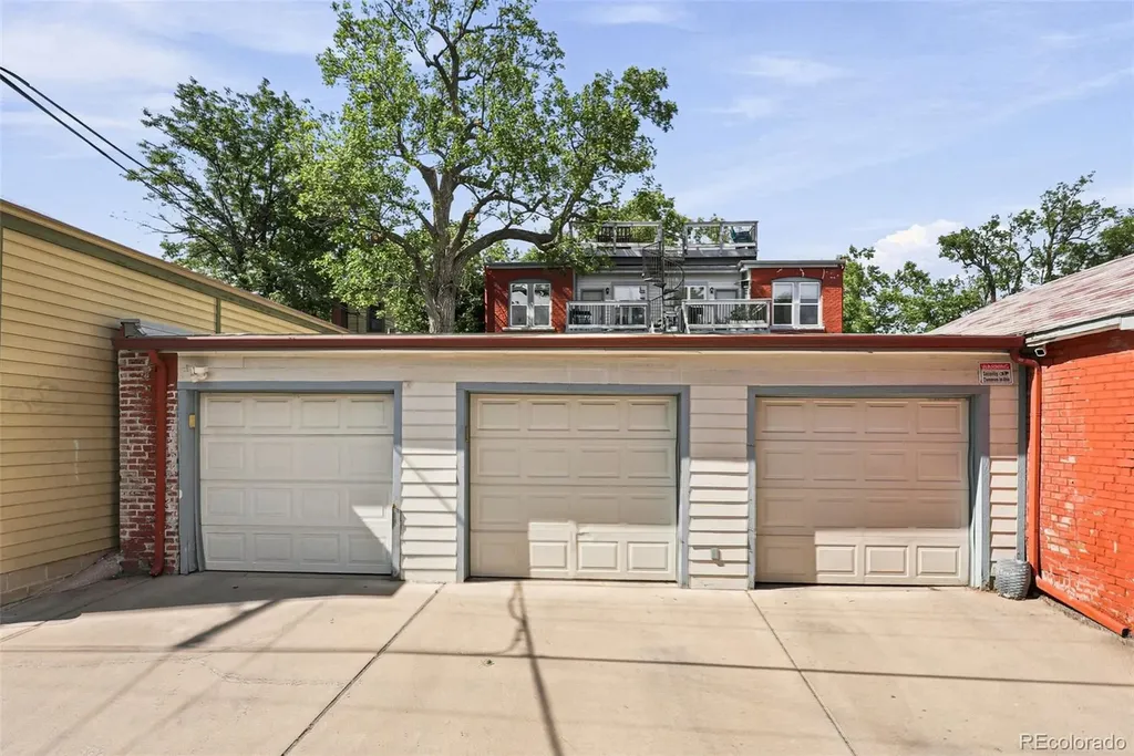 2554 W 32nd Avenue Denver CO 80211
