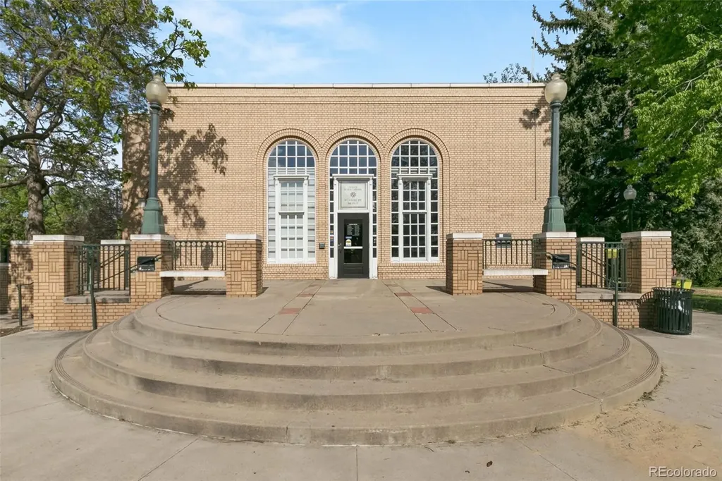 2554 W 32nd Avenue Denver CO 80211