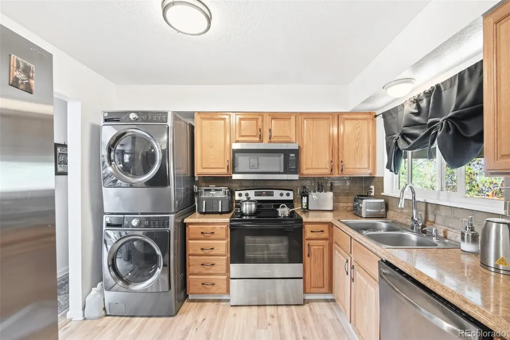 4518 Wordsworth Circle N Colorado Springs CO 80916