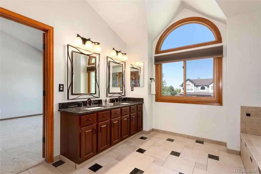 9635 Cherryvale Drive Highlands Ranch CO 80126