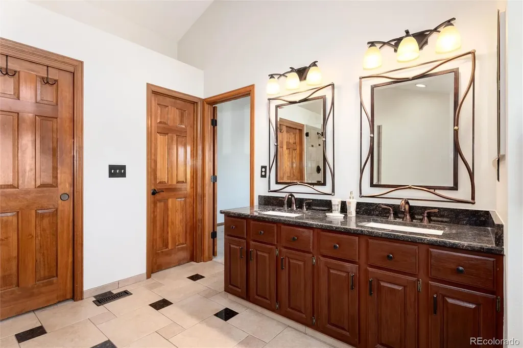 9635 Cherryvale Drive Highlands Ranch CO 80126