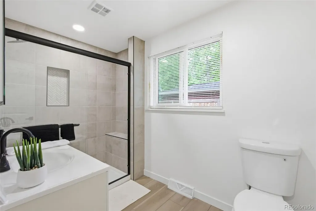 6033 Hoyt Court Arvada CO 80004