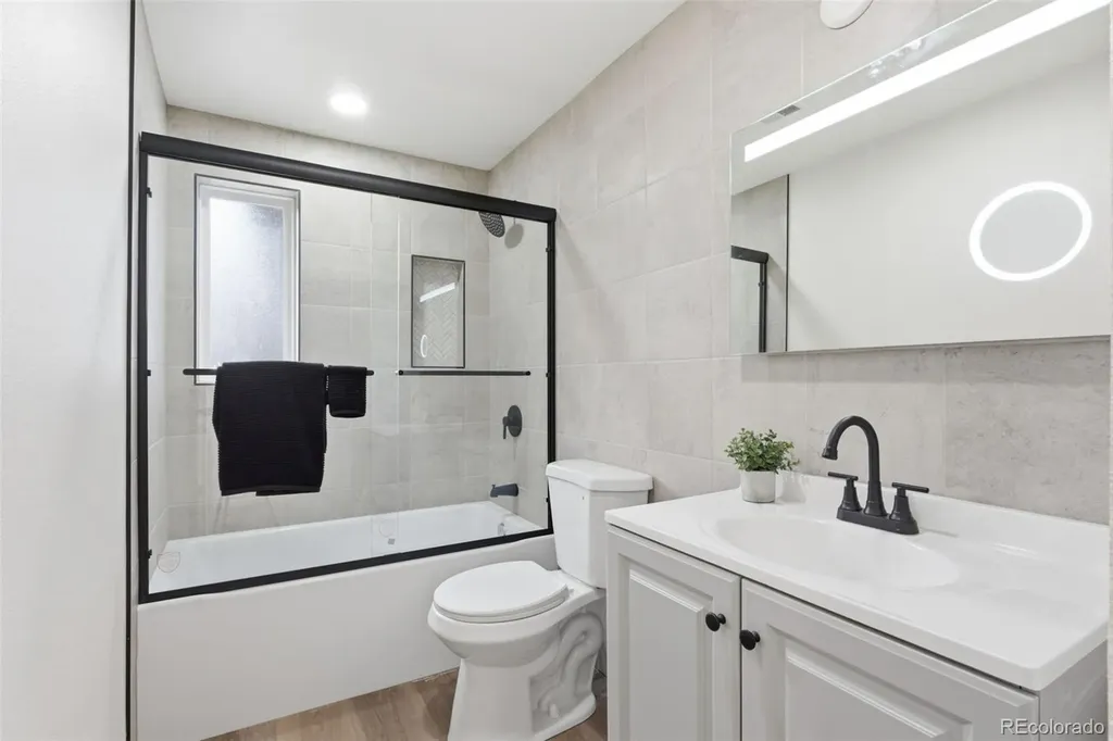 6033 Hoyt Court Arvada CO 80004