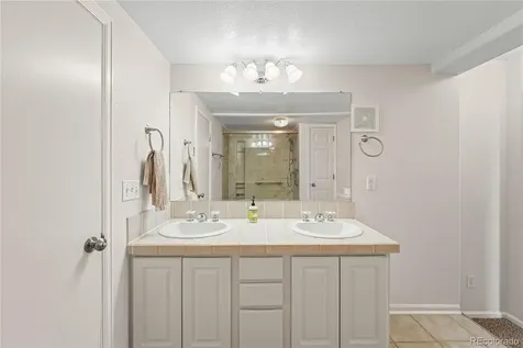 21400 E 11th Avenue Aurora CO 80018