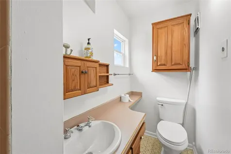 21400 E 11th Avenue Aurora CO 80018
