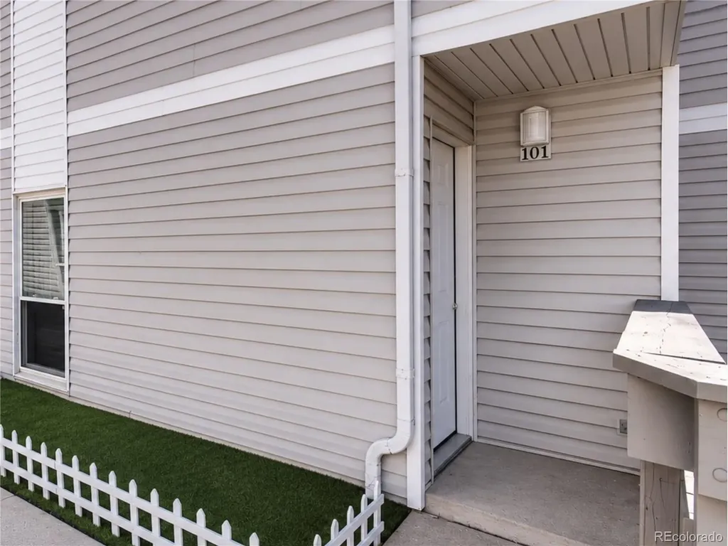 11107 E Alameda Avenue Aurora CO 80012
