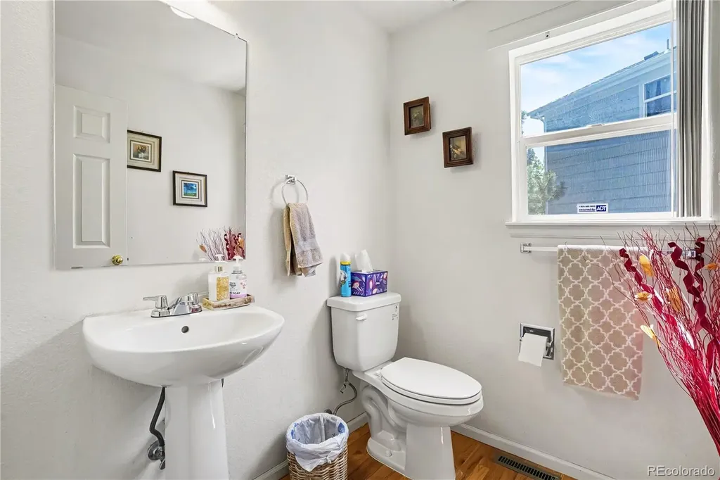 22398 E Oxford Drive Aurora CO 80018