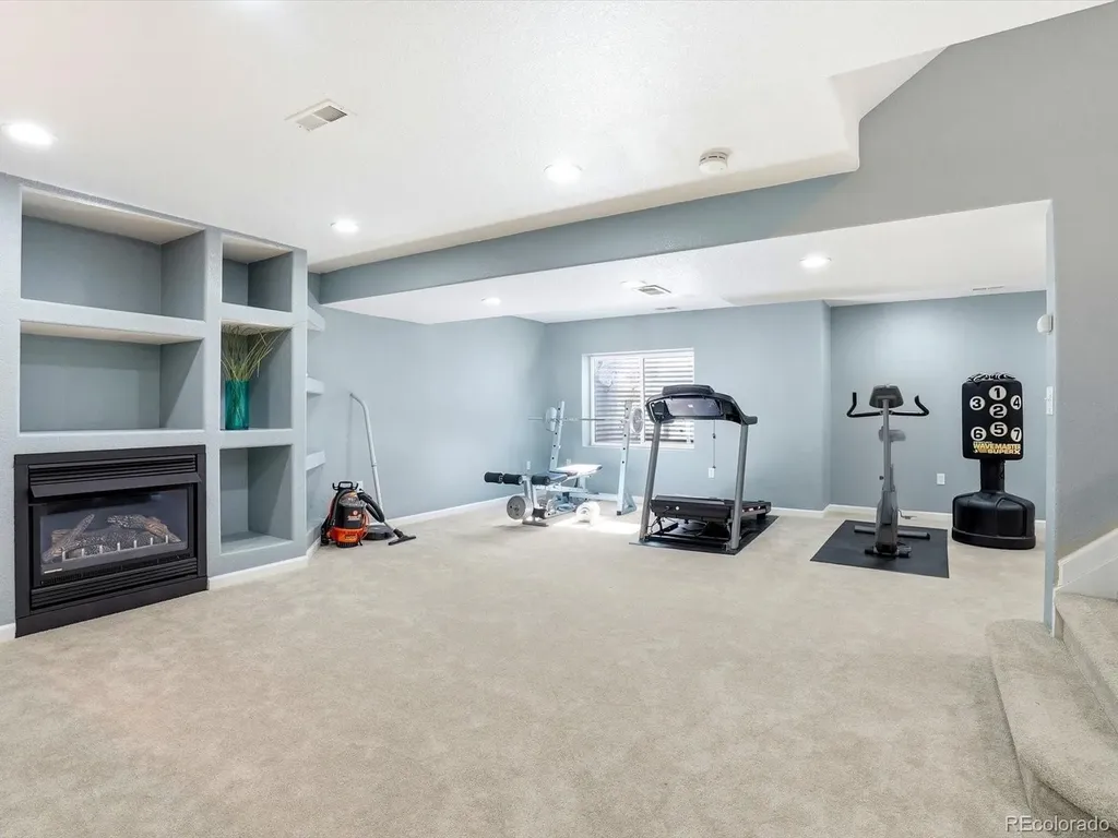 6638 W Hamilton Drive Lakewood CO 80227