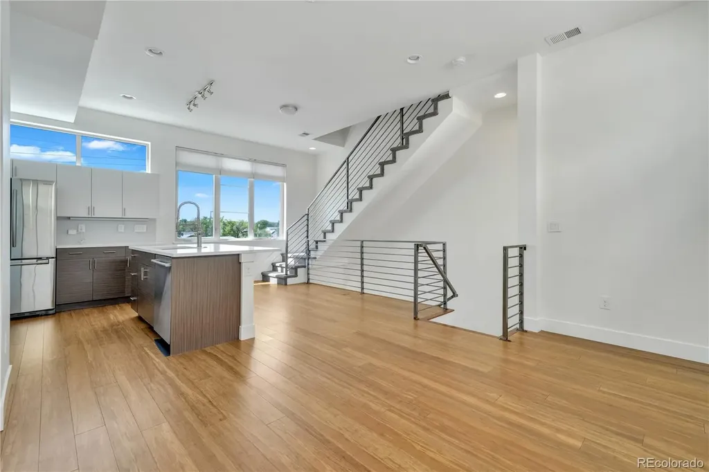 1208 Perry Street Denver CO 80204