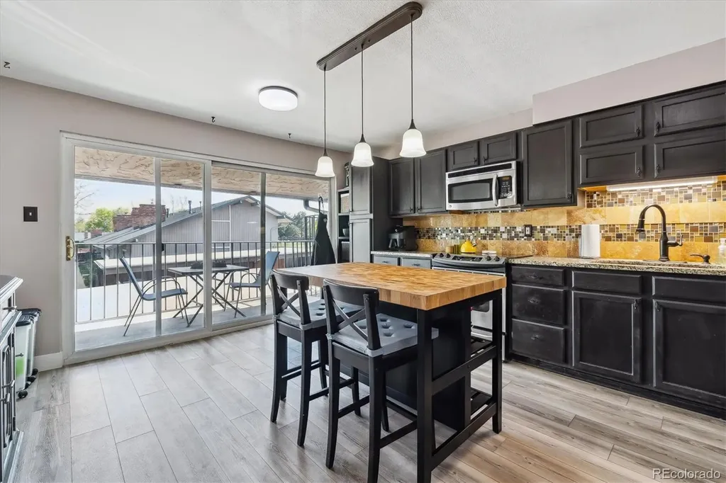 6495 E Happy Canyon Road Denver CO 80237