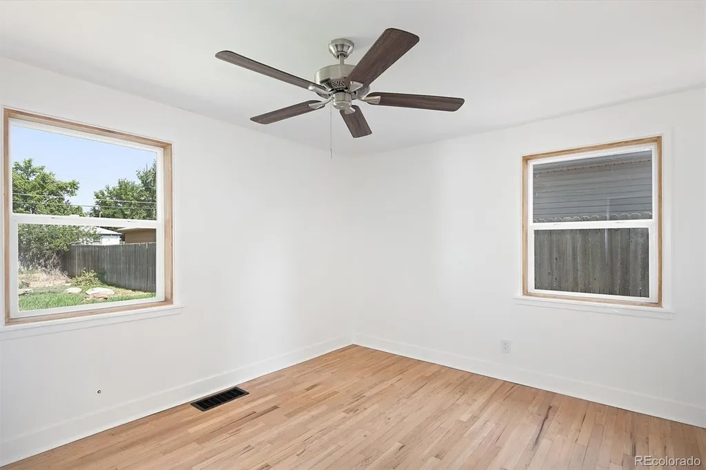 794 Galena Street Aurora CO 80010