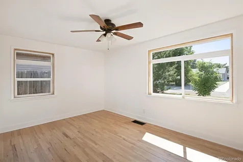 794 Galena Street Aurora CO 80010