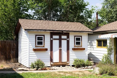 794 Galena Street Aurora CO 80010