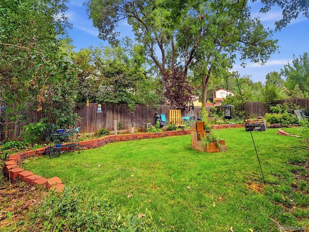 6932 Deframe Court Arvada CO 80004