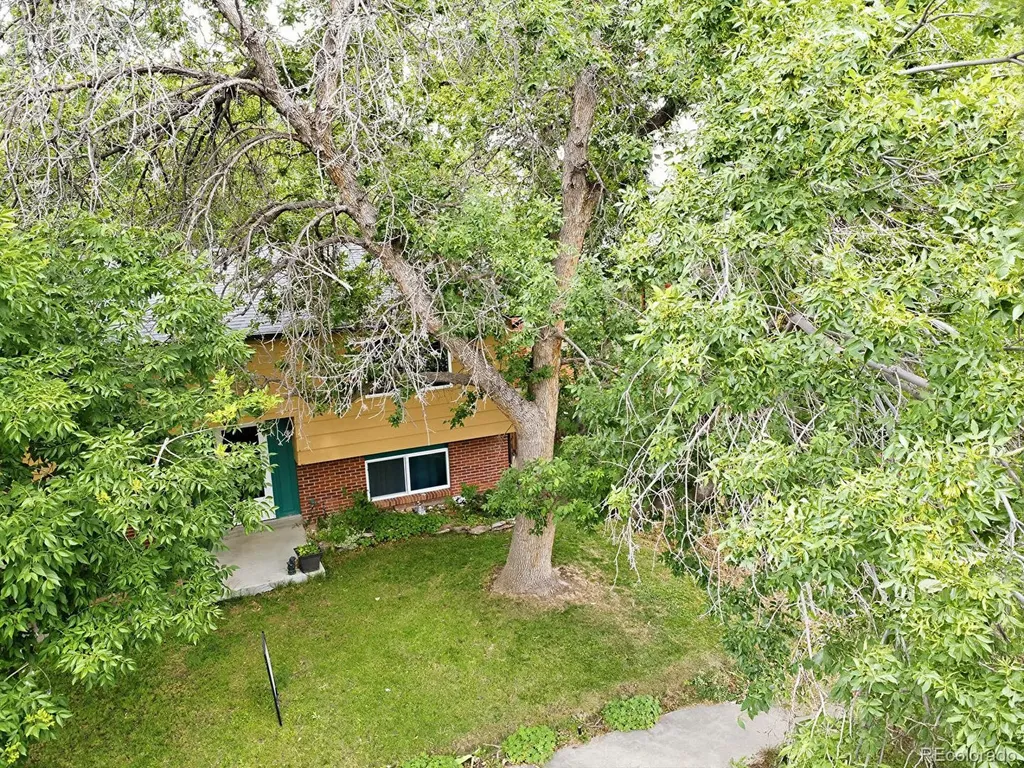 6932 Deframe Court Arvada CO 80004