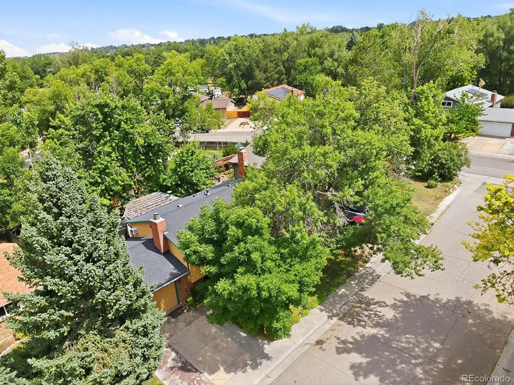 6932 Deframe Court Arvada CO 80004