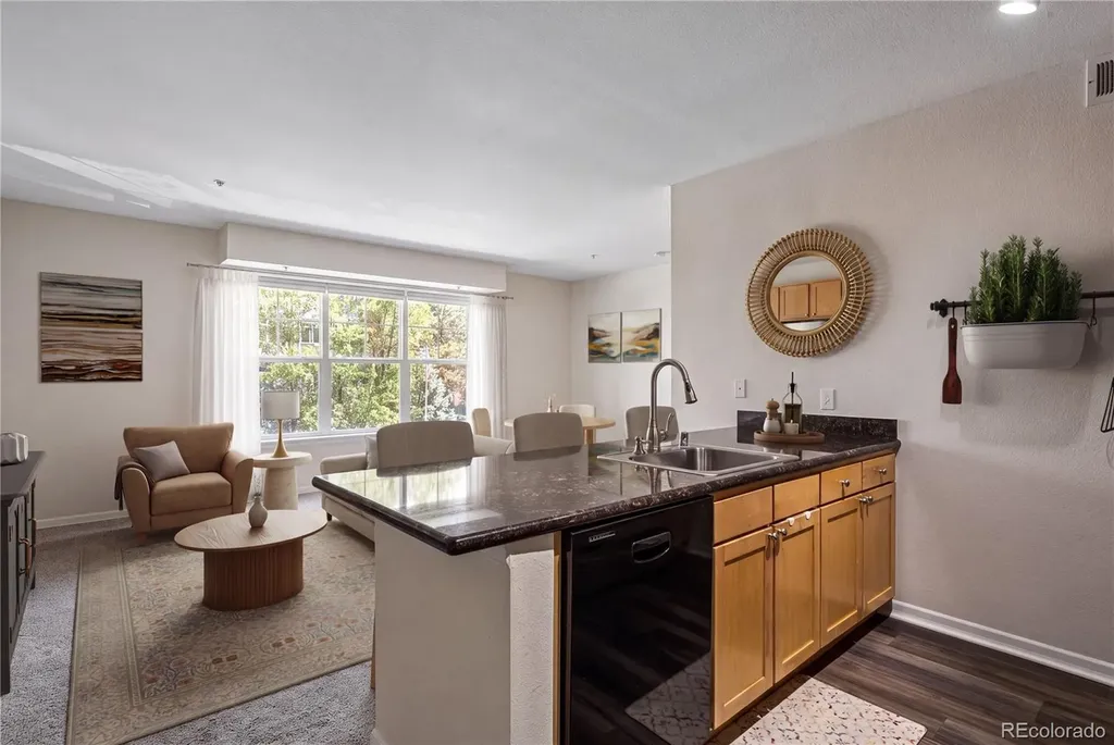 1623 Saint Paul Street Denver CO 80206