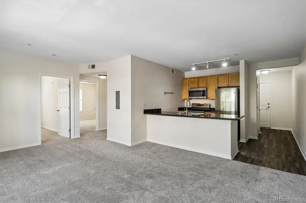 1623 Saint Paul Street Denver CO 80206