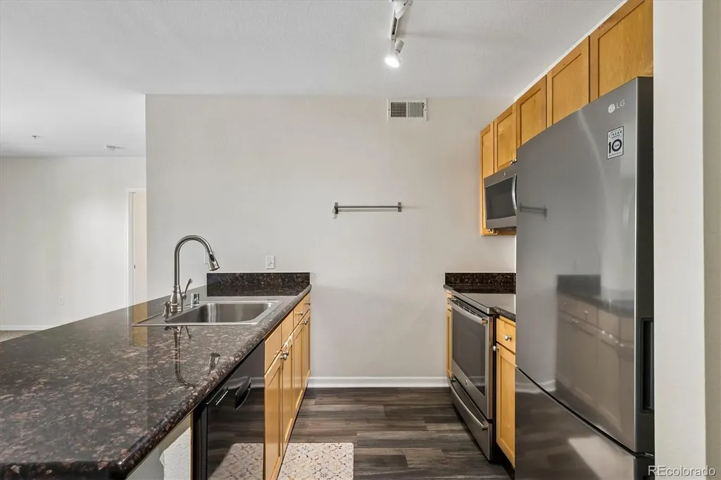 1623 Saint Paul Street Denver CO 80206