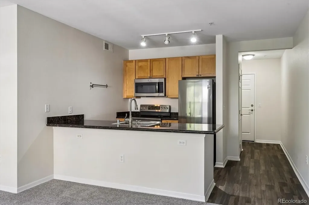1623 Saint Paul Street Denver CO 80206