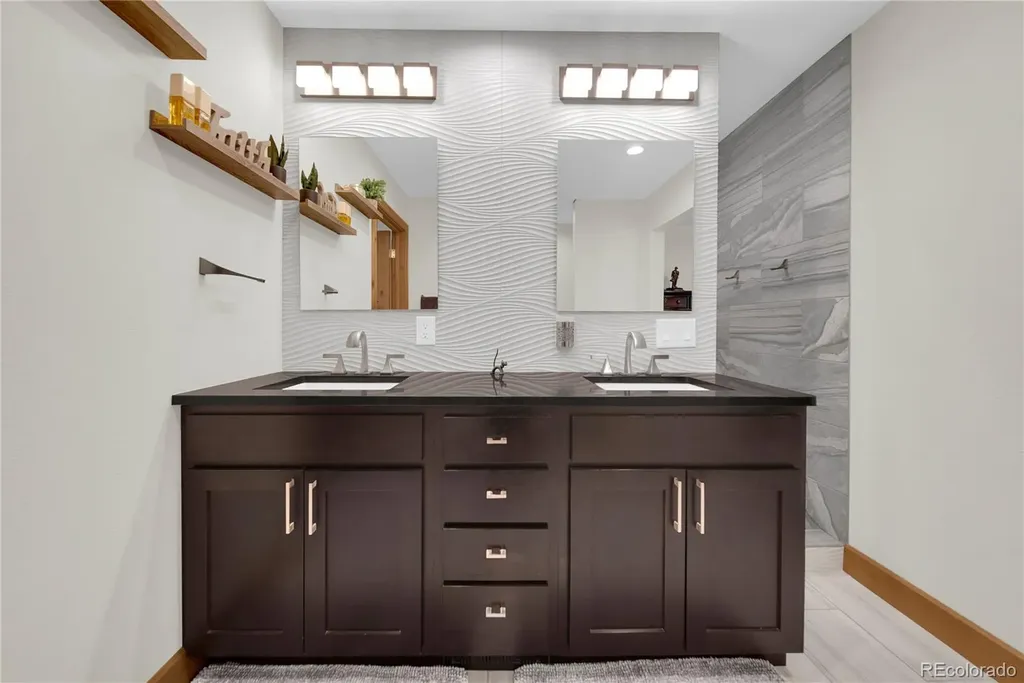 202 Eldridge Street Burlington CO 80807