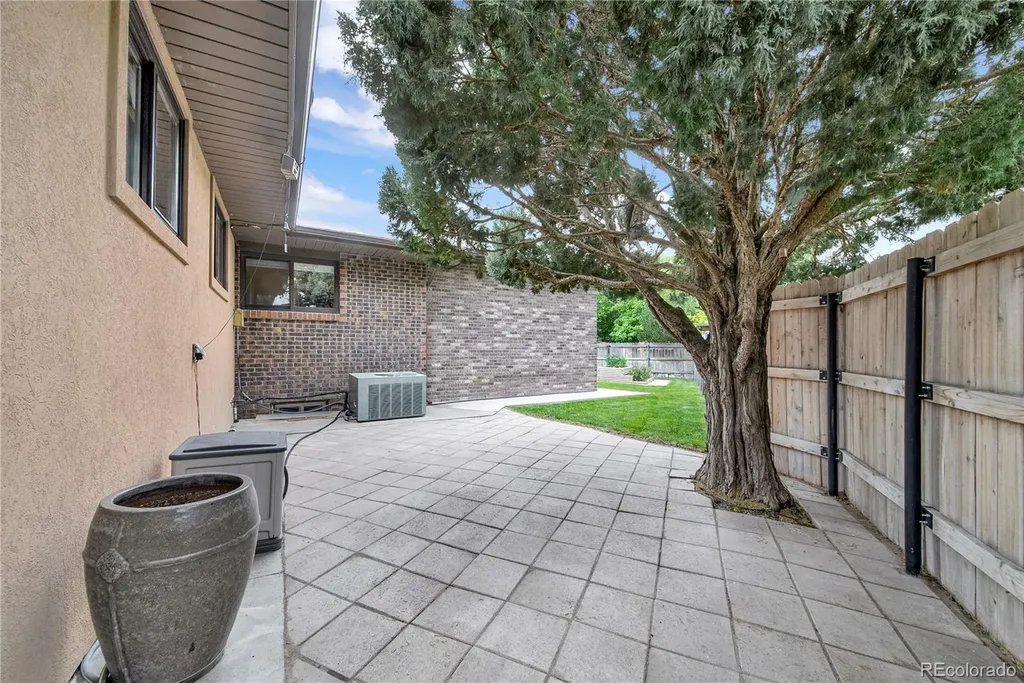 202 Eldridge Street Burlington CO 80807