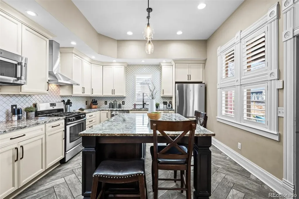 2927 N Humboldt Street Denver CO 80205