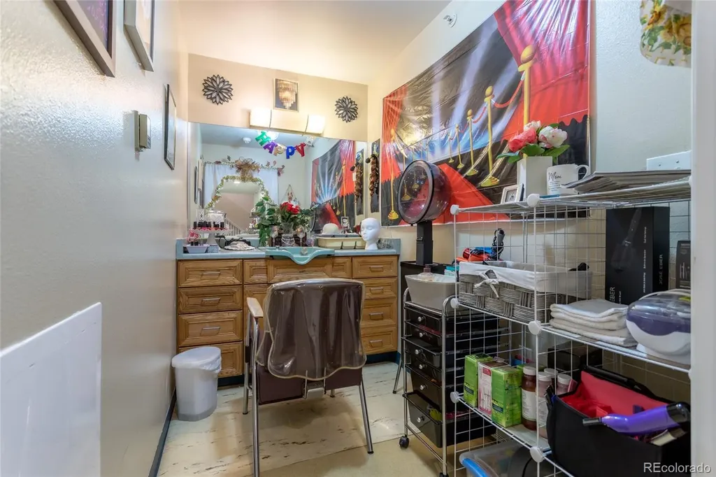 5975 Newland Street Arvada CO 80003
