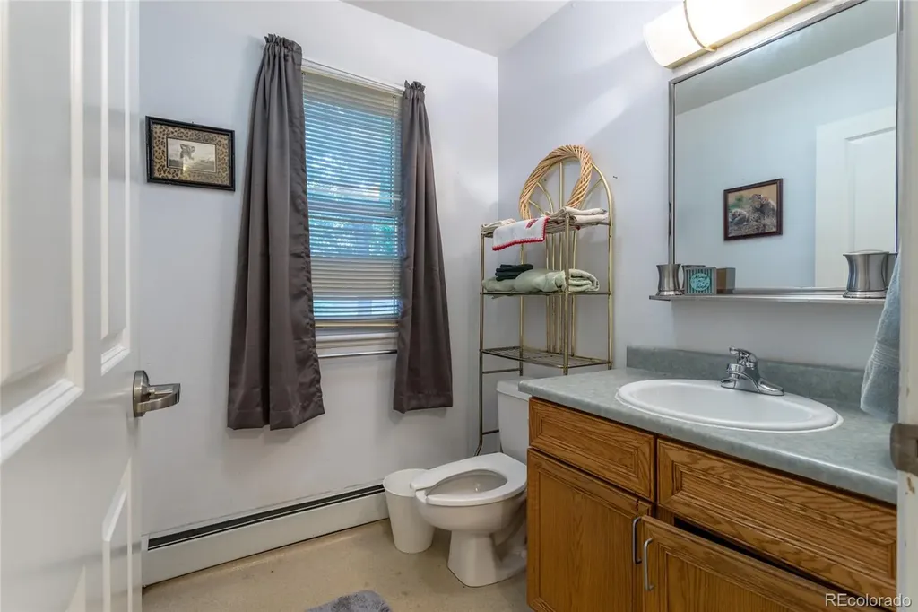 5975 Newland Street Arvada CO 80003