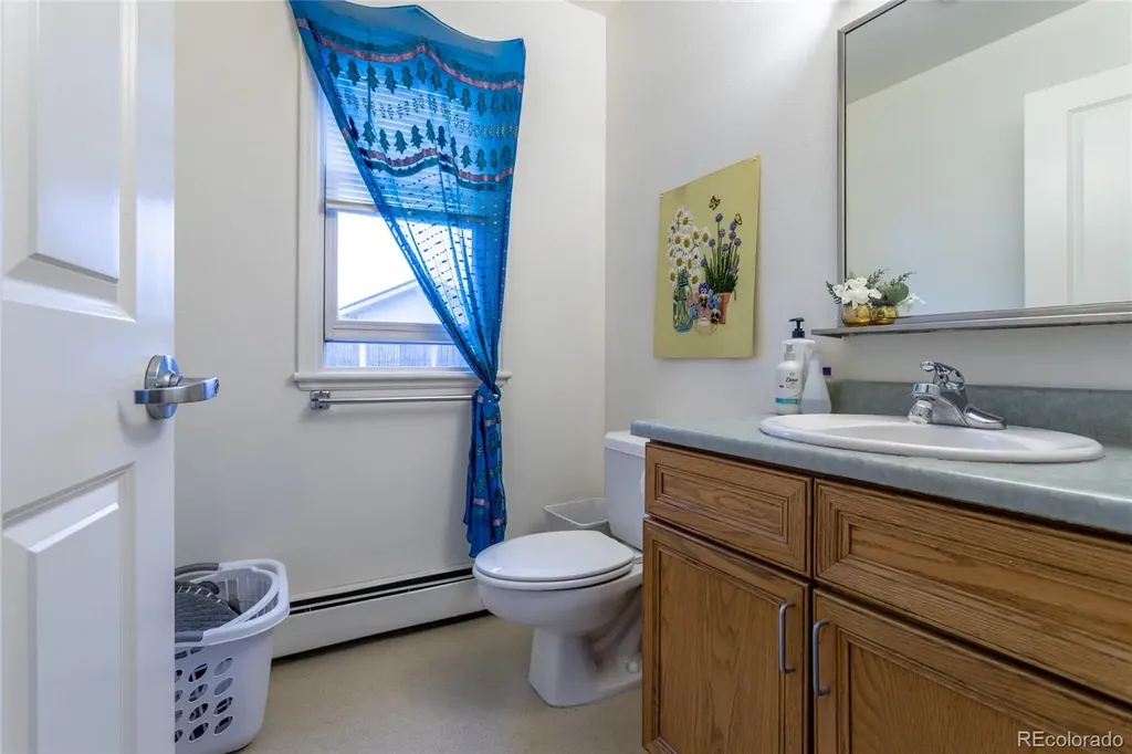 5975 Newland Street Arvada CO 80003