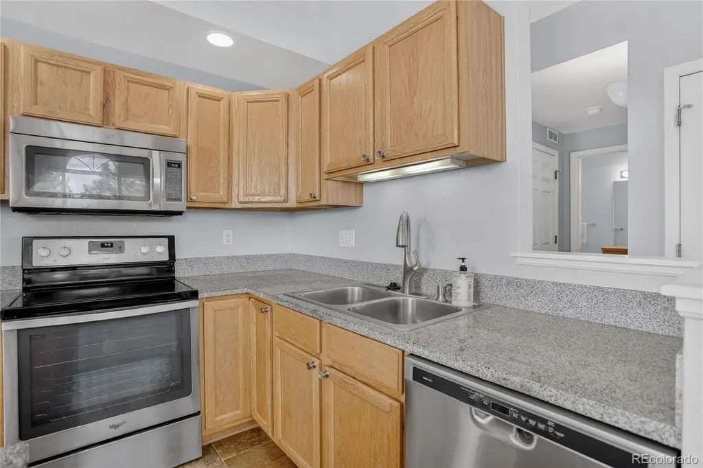 640 Gooseberry Drive Longmont CO 80503