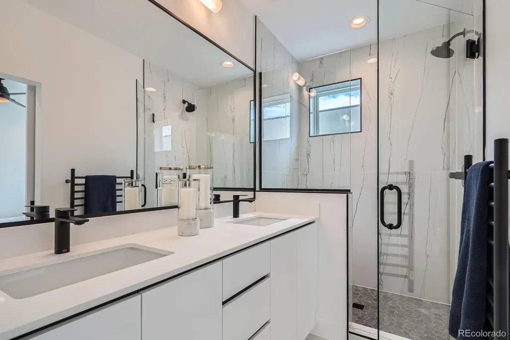 2128 Applewood Drive Lakewood CO 80215
