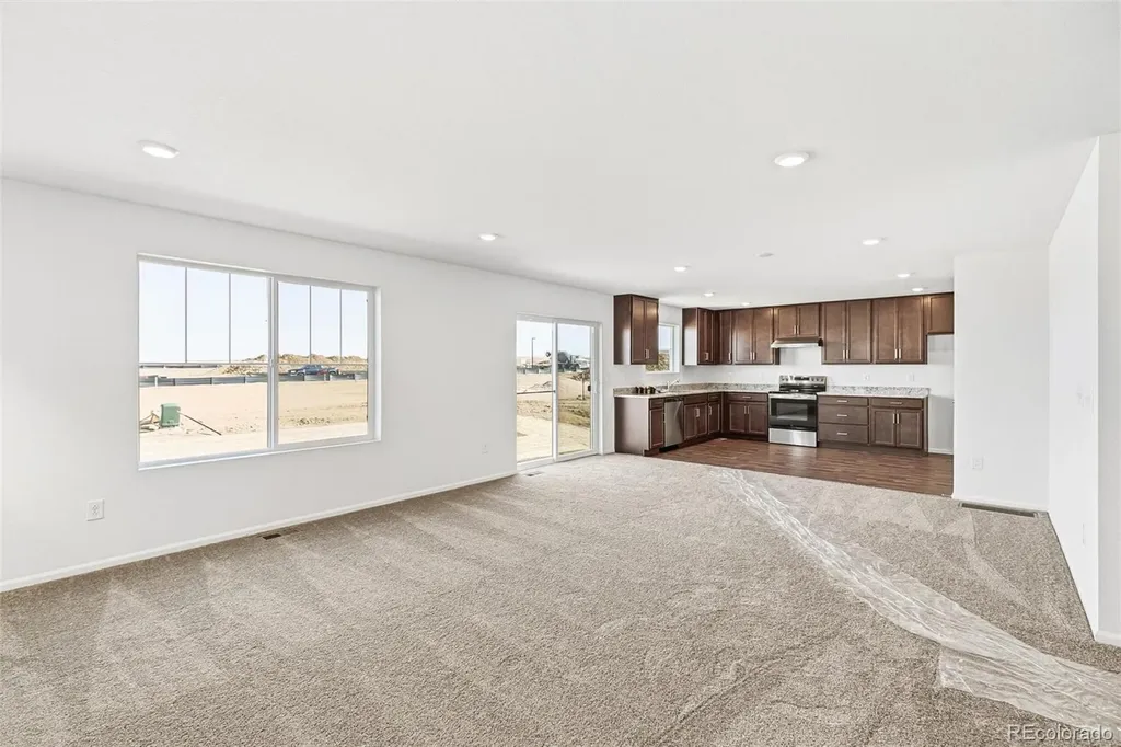 1662 S Gold Bug Way Aurora CO 80018
