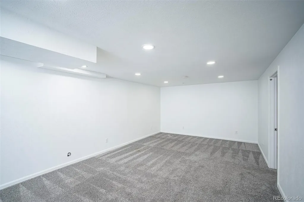 8784 W Rowland Place Littleton CO 80128