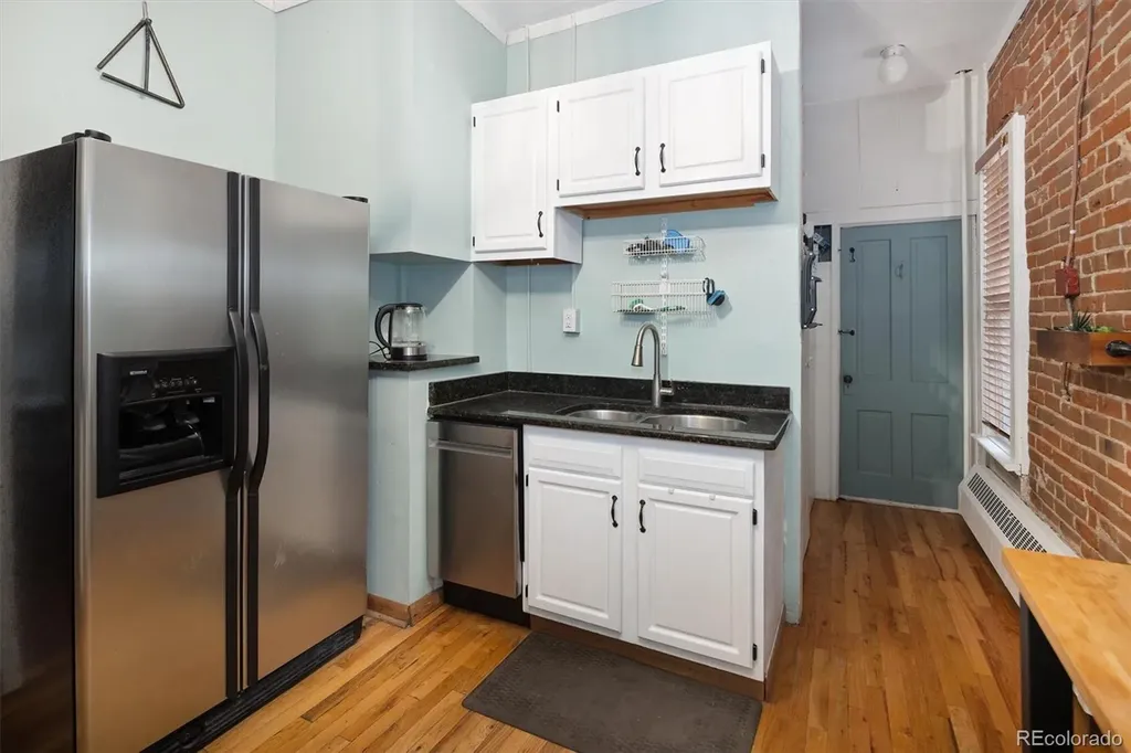 940 S Logan Street Denver CO 80209