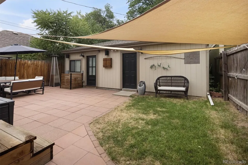 940 S Logan Street Denver CO 80209
