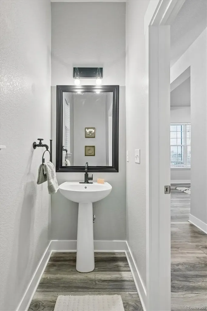 21473 E 59th Place Aurora CO 80019