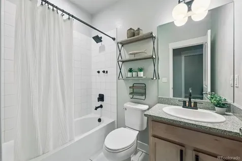 21473 E 59th Place Aurora CO 80019