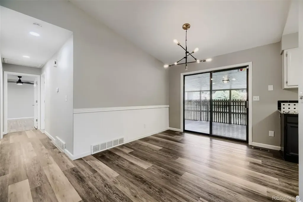 7136 W Portland Avenue Littleton CO 80128