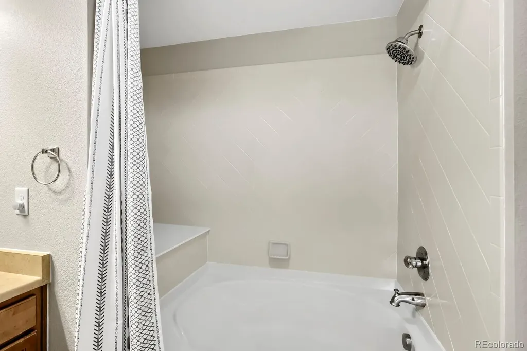 804 Summer Hawk Drive Longmont CO 80504